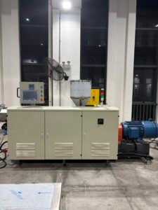 Plastic extrusion machine main extruder unit for precision extrusion production
