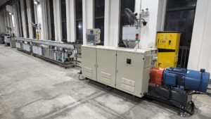 High precision PE fine tubing extrusion production line