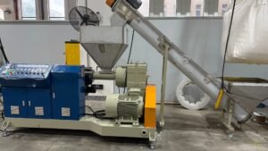AFJ80 plastic recycling extruder main unit with feeding hopper