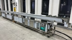 Cooling water tank for precision PE micro-tube extrusion line