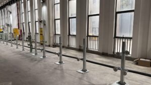 Air cooling and fiber guiding frame for optical fiber extrusion line